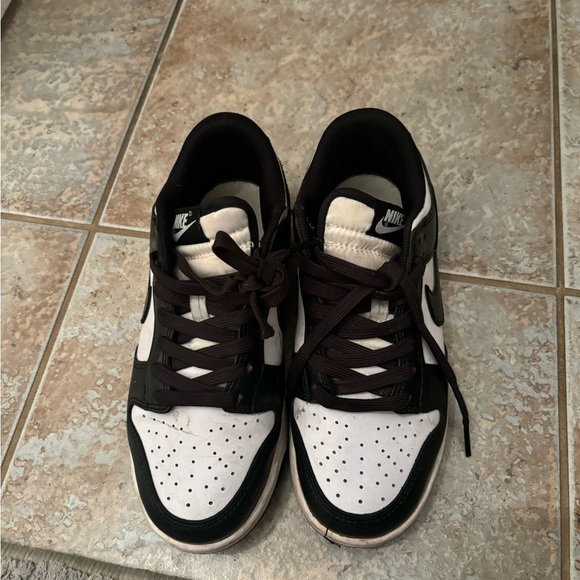 nike dunks - Picture 2 of 3